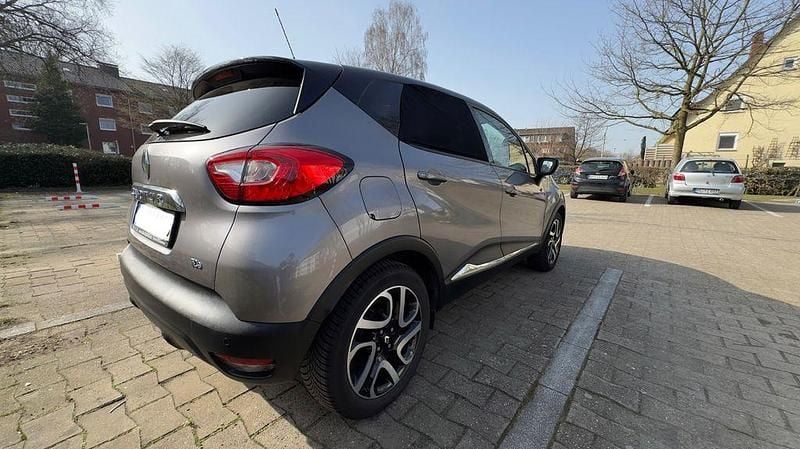 Gebraucht Renault Captur Luxe 120 PS (88 kW) 2014 Silber SUV