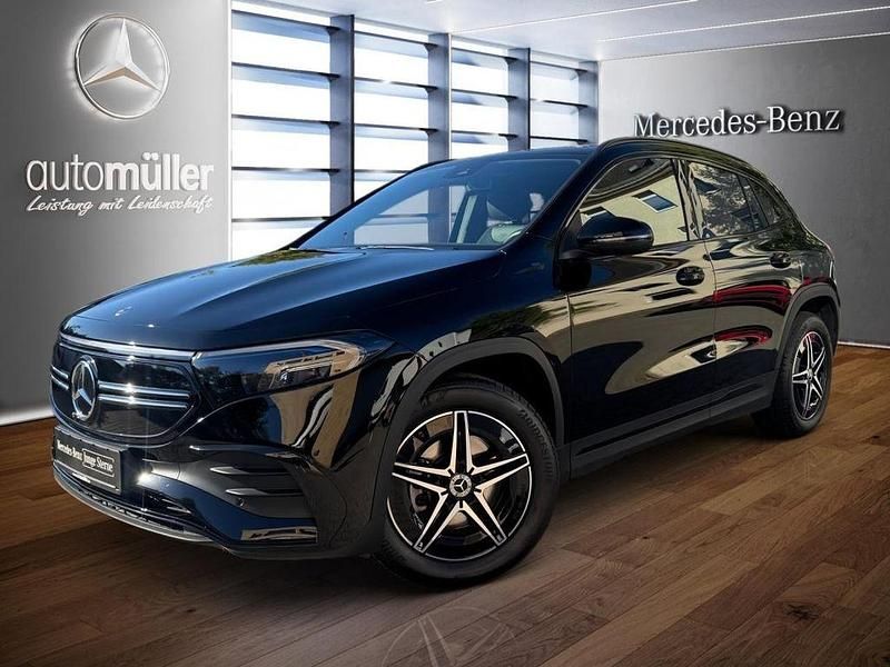 Schwarz Gebraucht 2022 Mercedes EQA250 AMG SUV | 29.980 € (Guter Preis) - Bild 1/3