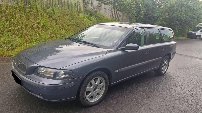 Schwarz Gebraucht 2003 Volvo V70 Kombi | 2.200 € (Superpreis) - Bild 1/4