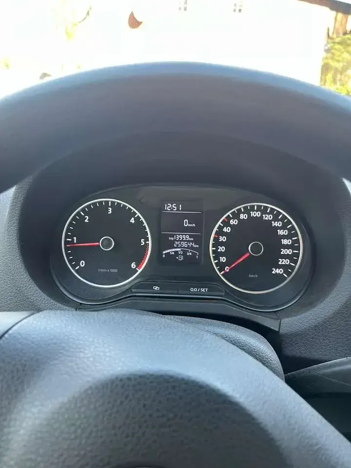 Używany VW Amarok 179 KM (131 kW) 2012 Biały Pickup