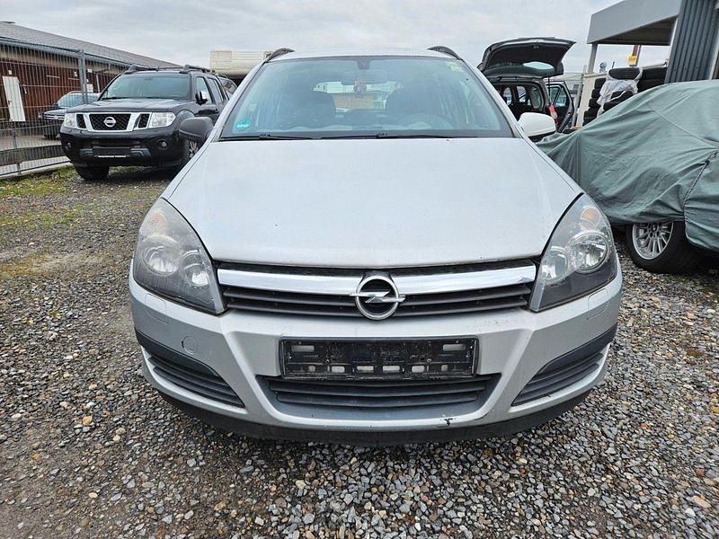 Gebraucht Opel Astra Edition 120 PS (88 kW) 2005 Silber Kombi