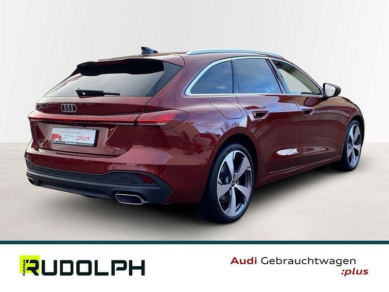 Gebraucht Audi A5 Sport 150 PS (110 kW) 2025 Grenadinerot metallic Kombi