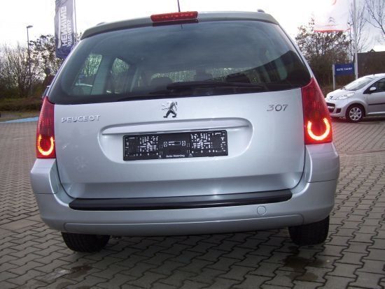 Gebraucht Peugeot 307 109 PS (80 kW) 2004 Silber metallic Kombi