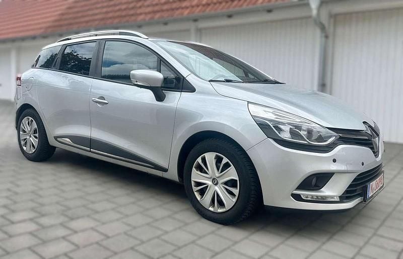 Silber Gebraucht 2019 Renault Clio GrandTour LIMITED Kombi | 8.808 € (Fairer Preis) - Bild 1/4