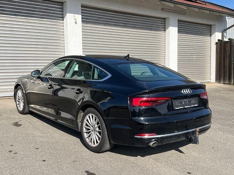 Gebraucht Audi A5 Sport 150 PS (110 kW) 2019 Schwarz Coupé