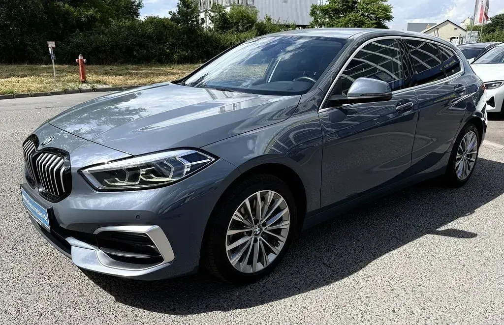 Gebraucht BMW 120 Luxury Line 190 PS (139 kW) 2022 Grau Kleinwagen
