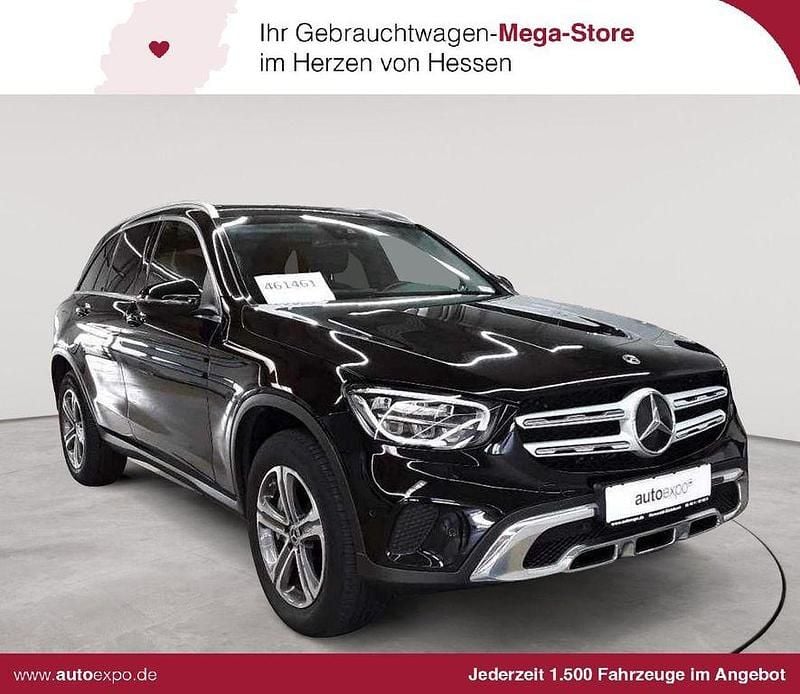 Schwarz Gebraucht 2021 Mercedes GLC300e SUV | 29.989 € (Superpreis) - Bild 1/4