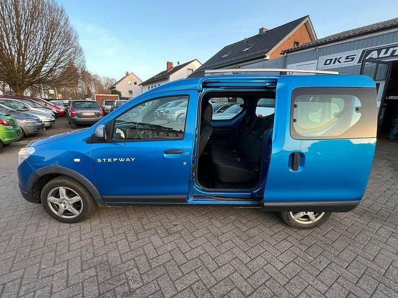 Gebraucht Dacia Dokker Stepway 90 PS (66 kW) 2016 Blau Van / Kleinbus