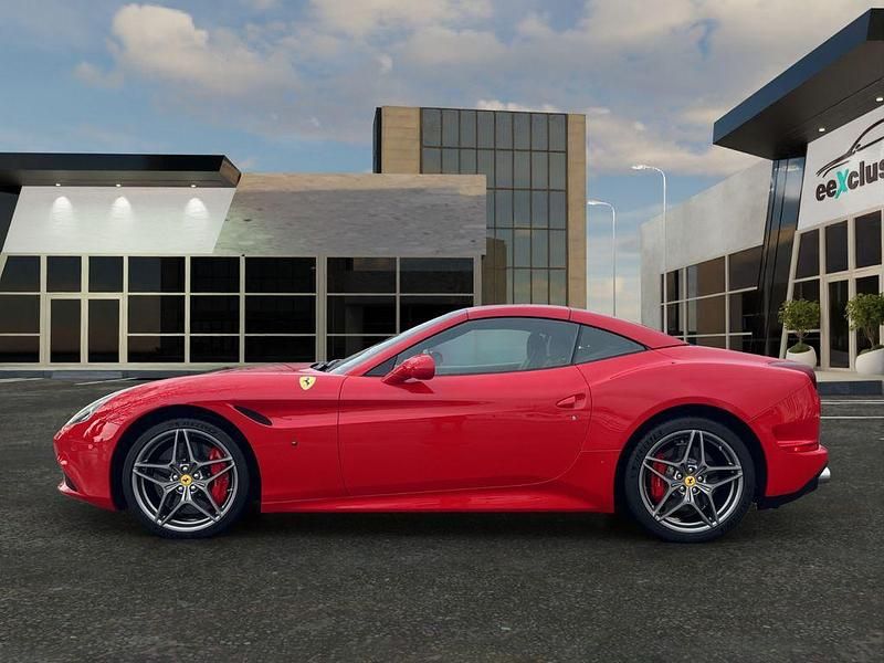 Gebraucht Ferrari California 560 PS (411 kW) 2016 Rot Cabrio