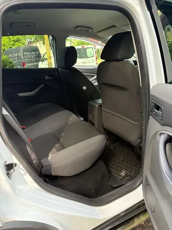 Gebraucht Ford Kuga Individual 140 PS (102 kW) 2012 Weiß SUV