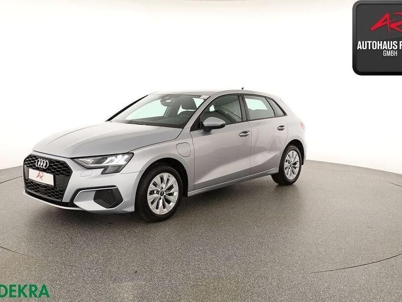 Gebraucht Audi A3 Ambiente 204 PS (150 kW) 2023 Florettsilber Limousine