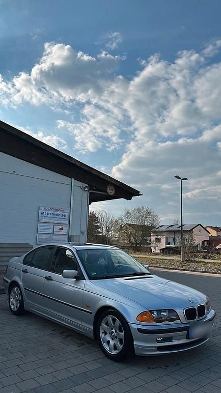 Gebraucht BMW 316 105 PS (77 kW) 1999 Silber Limousine