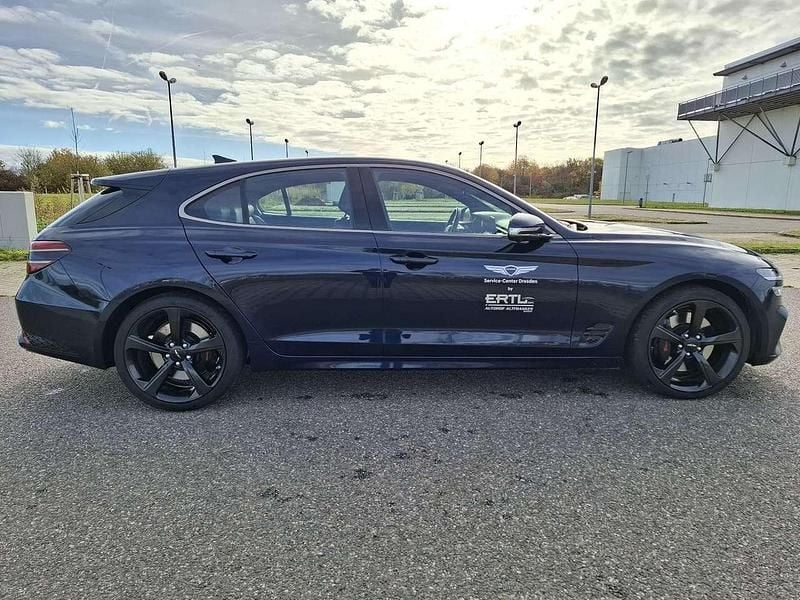 Second-hand Genesis G70 Sport 245 CP (180 kW) 2024 Albastru Break
