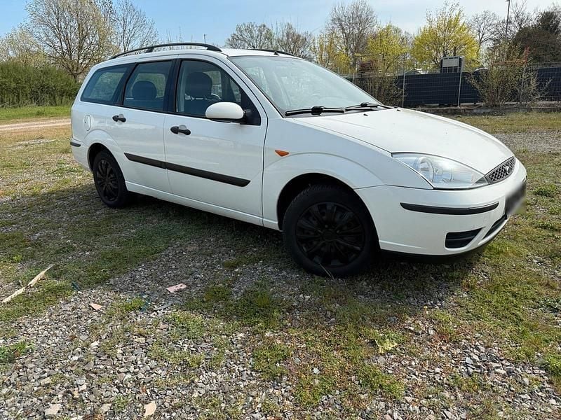 Second-hand Ford Focus 90 CP (66 kW) 2005 Alb Break