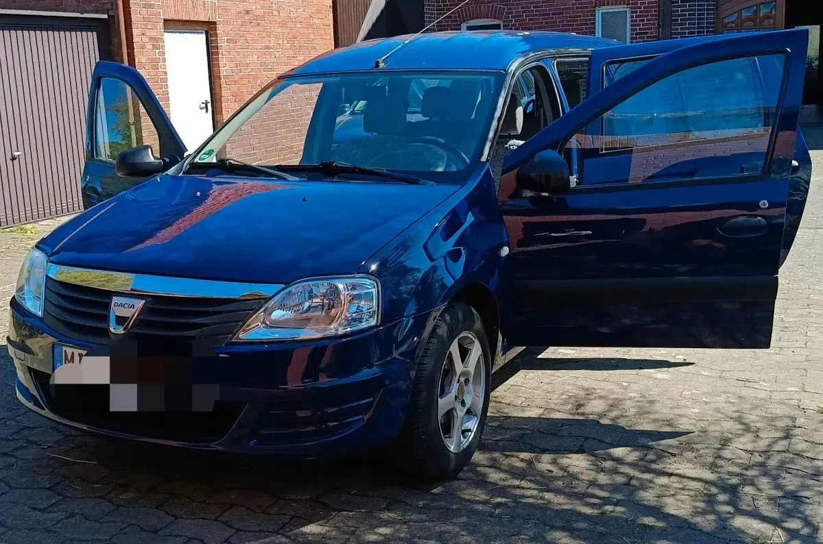 Używany Dacia Logan MCV 75 KM (55 kW) 2009 Niebieski Kombi