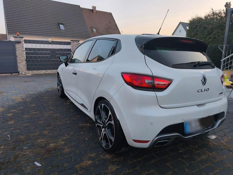 Gebraucht Renault Clio IV Trophy 220 PS (161 kW) 2016 Weiß Kleinwagen
