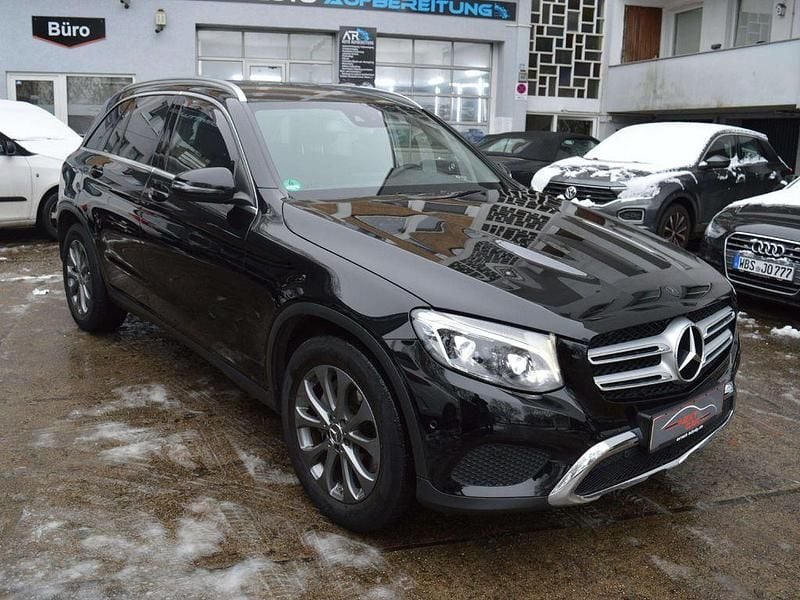 Gebraucht Mercedes GLC250 211 PS (155 kW) 2016 Schwarz SUV