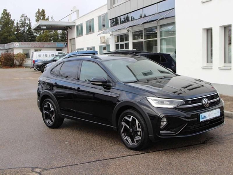 Gebraucht VW Taigo R-line 150 PS (110 kW) 2025 Deep black perleffekt SUV