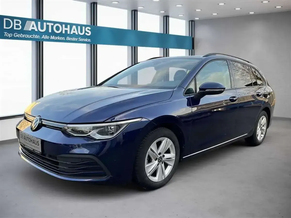 Gebraucht VW Golf VIII Life 150 PS (110 kW) 2024 Kombi