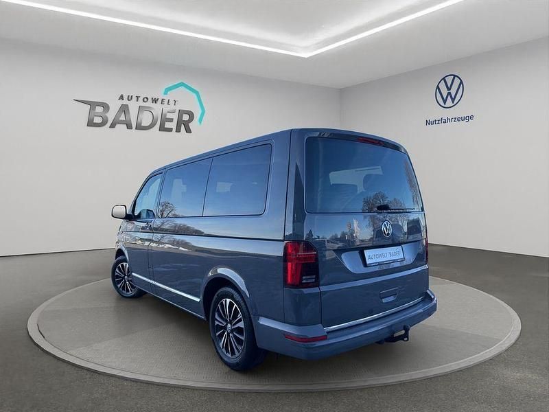Gebraucht VW Multivan Comfortline 150 PS (110 kW) 2021 Pure grey Van