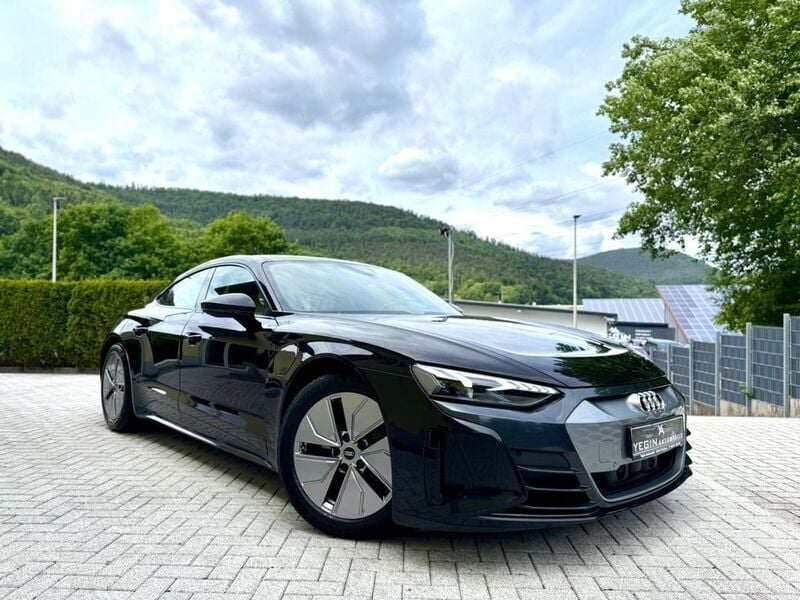Schwarz Gebraucht 2022 Audi e-tron GT quattro Sport Limousine | 44.990 € (Superpreis) - Bild 1/4