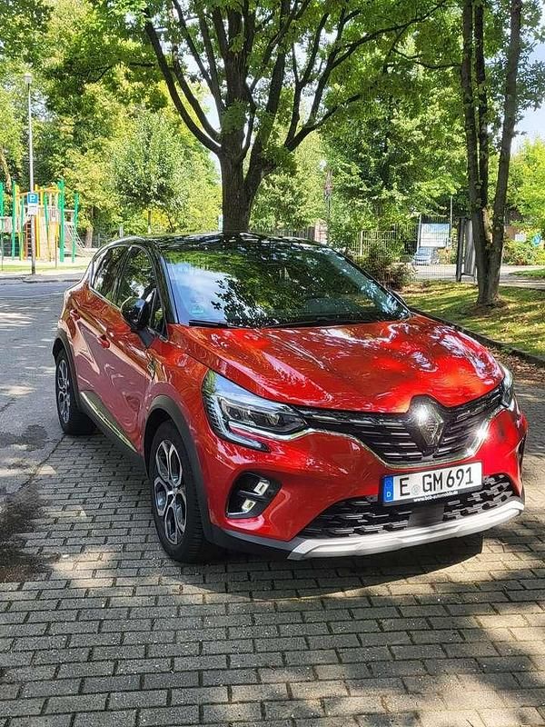 Rot Gebraucht 2022 Renault Captur SUV | 19.000 € (Fairer Preis) - Bild 1/4