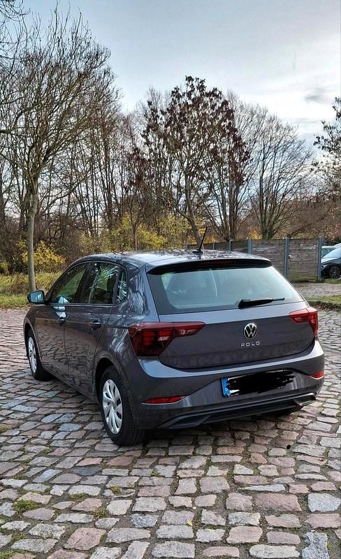 Gebraucht VW Polo Life 95 PS (69 kW) 2023 Grau Kleinwagen