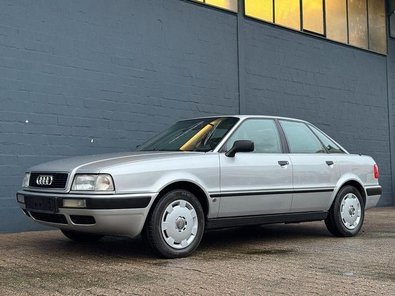 Second-hand Audi 80 90 CP (66 kW) 1992 Argintiu Berlinǎ
