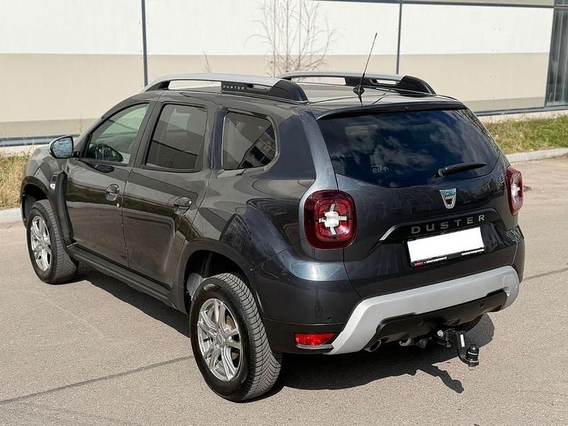 Gebraucht Dacia Duster Prestige 116 PS (85 kW) 2019 Grau SUV