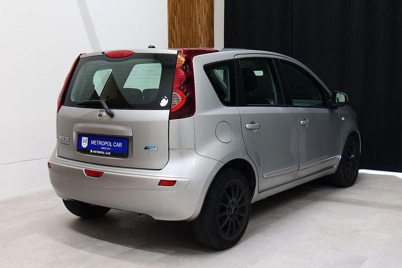 Gebraucht Nissan Note Acenta 88 PS (64 kW) 2010 Silber Kleinwagen