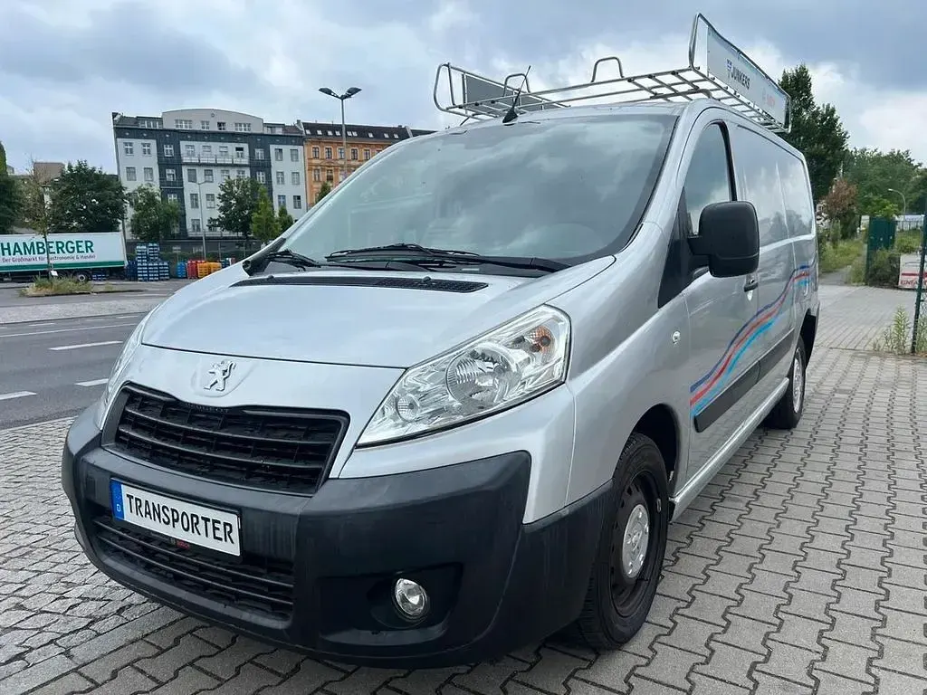 Gebraucht Peugeot Expert 128 PS (94 kW) 2015 Lack weiss banquise/deckende Van
