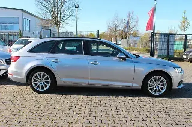 Gebraucht Audi A4 Sport 190 PS (139 kW) 2019 Silber Kombi