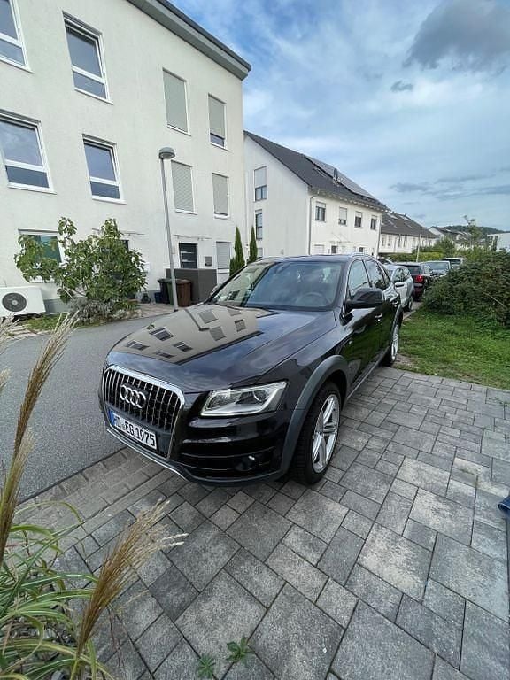 Grau Gebraucht 2013 Audi Q5 SUV | 17.700 € (Etwas zu teuer) - Bild 1/4