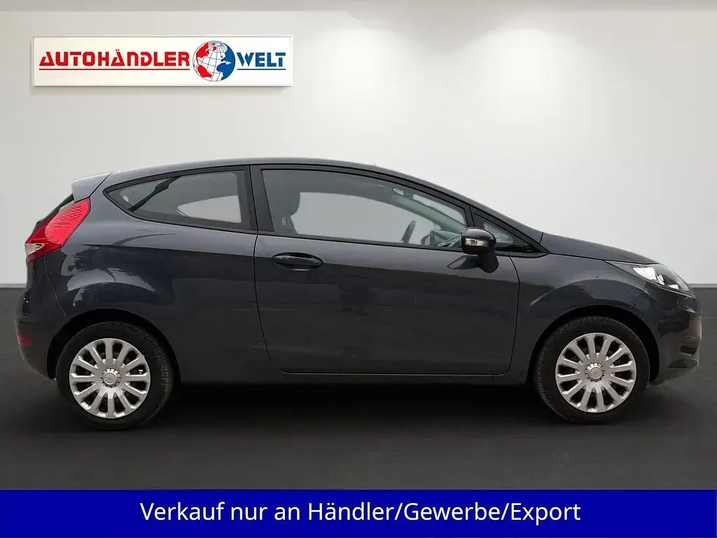 Gebraucht Ford Fiesta 60 PS (44 kW) 2011 Blau Kleinwagen