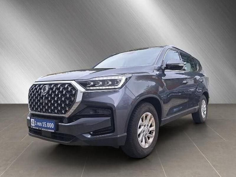 Grau Gebraucht 2022 Ssangyong (KGM) Rexton Sapphire SUV | 29.990 € (Superpreis) - Bild 1/4