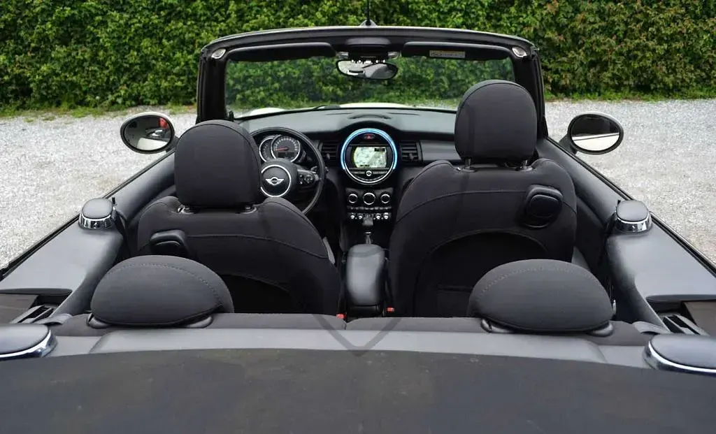 Gebraucht Mini Cooper Cabriolet 136 PS (100 kW) 2018 Weiß Cabrio