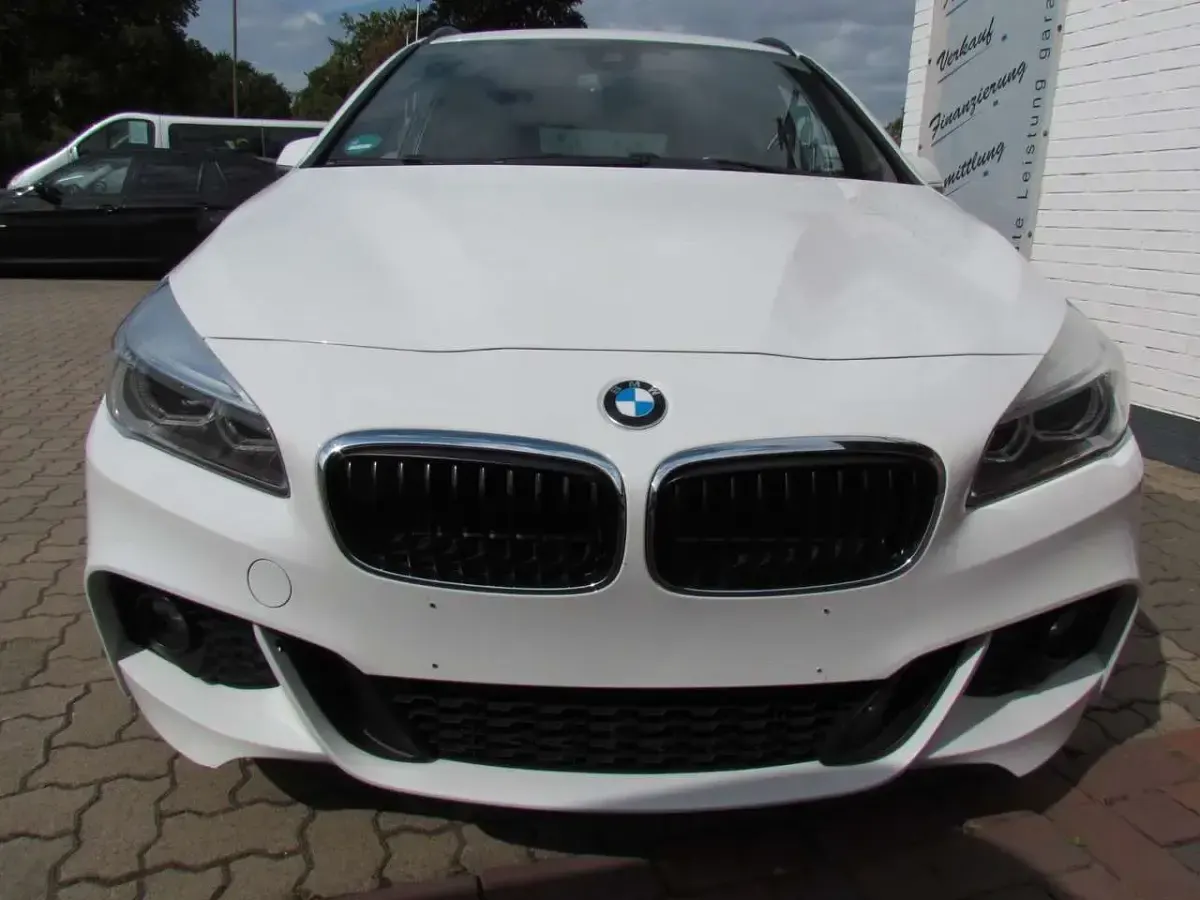 Gebraucht BMW 220 M Sport 190 PS (139 kW) 2015 Alpinweiss iii Kombi