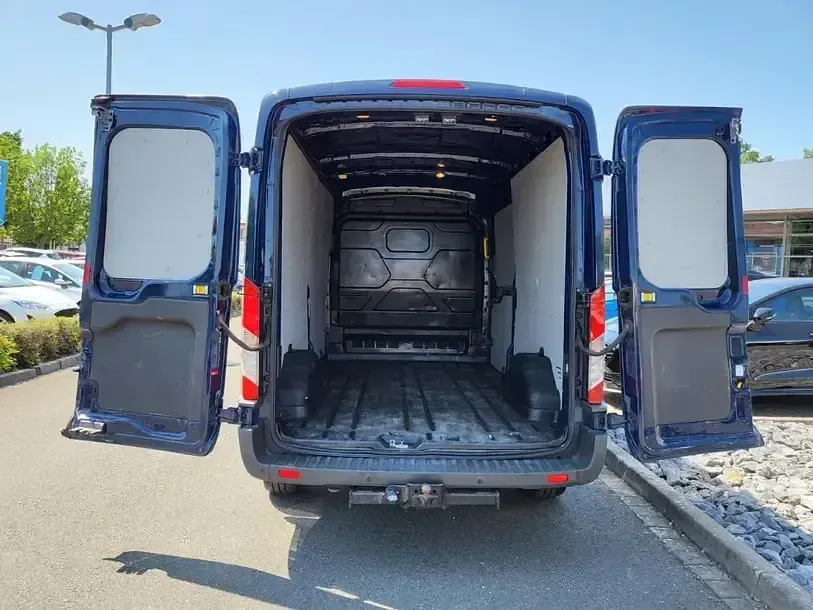 Gebraucht Ford Transit Trend 131 PS (96 kW) 2019 Blazerblau Van