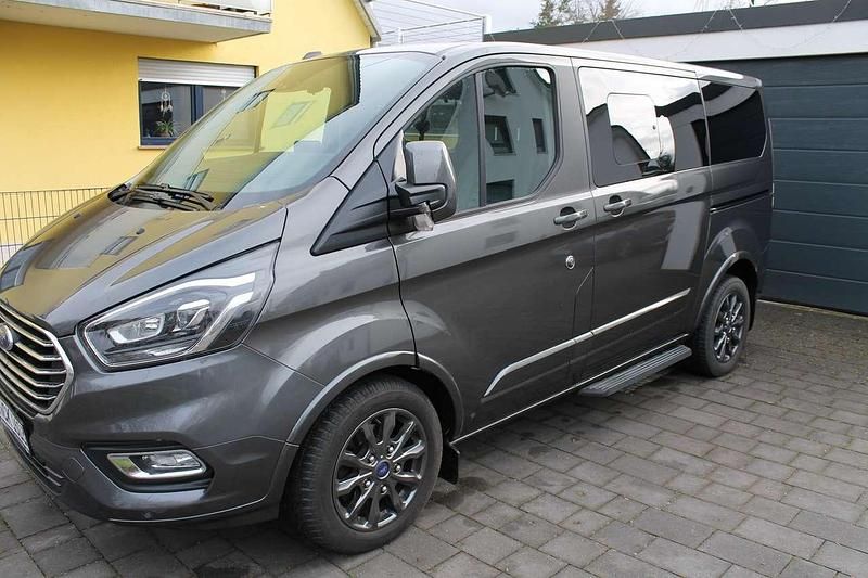 Grau Gebraucht 2021 Ford Transit Custom Trend Van | 32.299 € (Guter Preis) - Bild 1/4