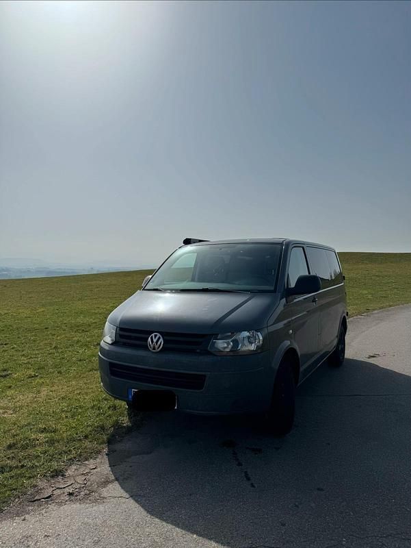 Gebraucht VW T5 140 PS (102 kW) 2010 Grau Van