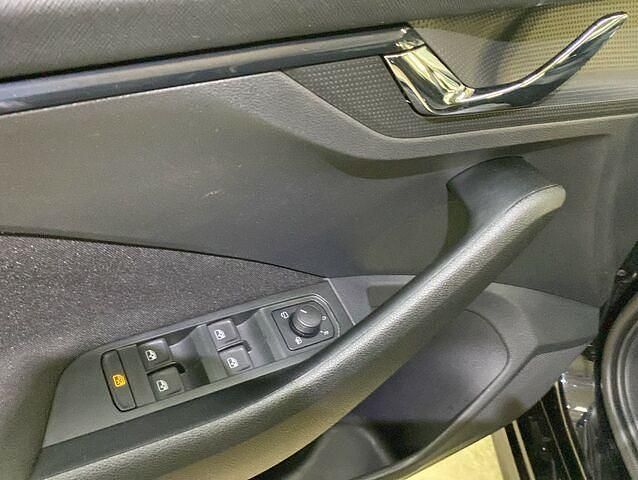 Gebraucht Skoda Kamiq Ambition 110 PS (80 kW) 2024 Black magic perleffekt SUV