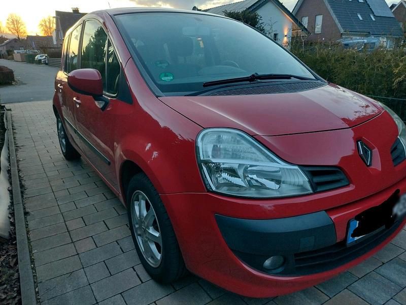 Second-hand Renault Modus 86 CP (63 kW) 2010 Roșu Monovolum