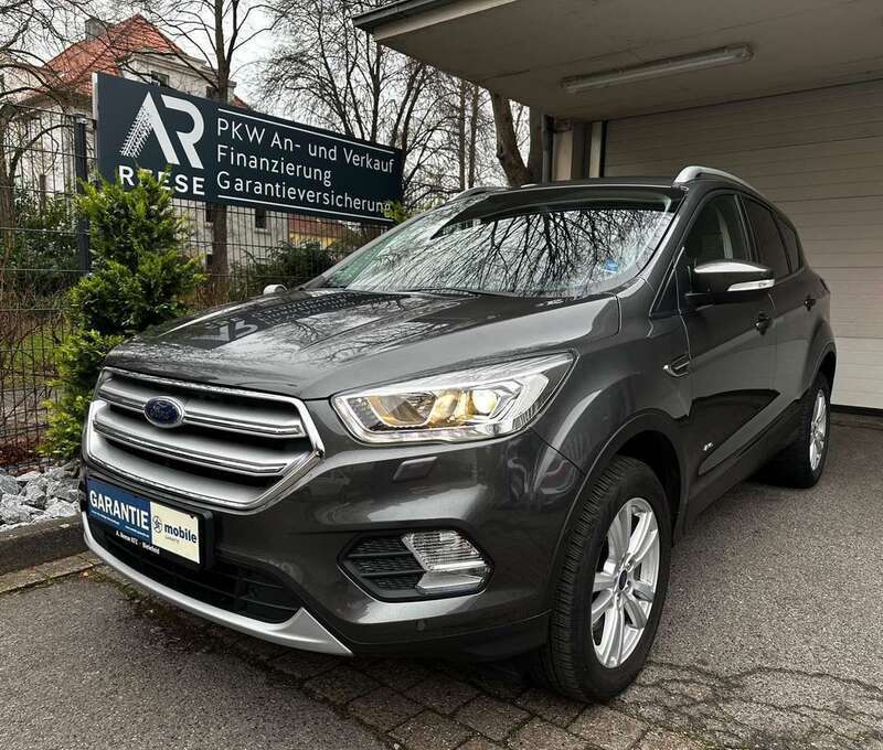 Verkauft Ford Kuga Cool&Connect AHK Au., gebraucht 2019, 33.000 km in  Bielefeld
