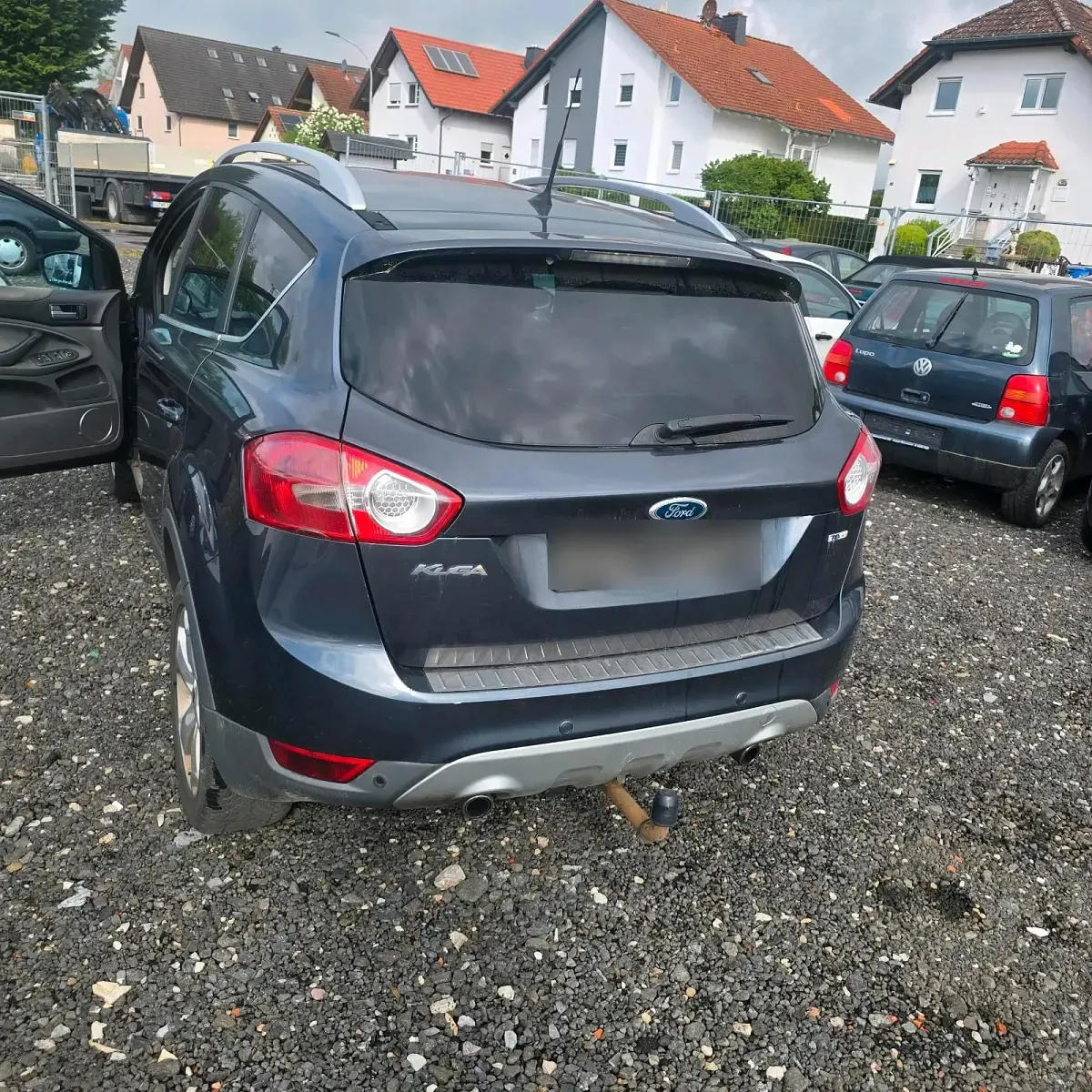 Usado Ford Kuga 140 HP (102 kW) 2010 Azul SUV