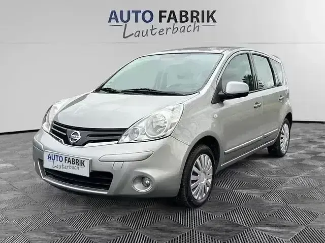 Usata Nissan Note Acenta 110 CV (80 kW) 2011 Argento Monovolume
