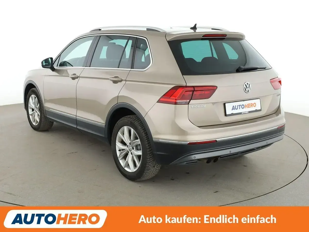 Gebraucht VW Tiguan Highline 150 PS (110 kW) 2018 Beige SUV