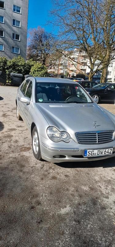 Gebraucht Mercedes C200 Elegance 163 PS (119 kW) 2000 Grau Limousine