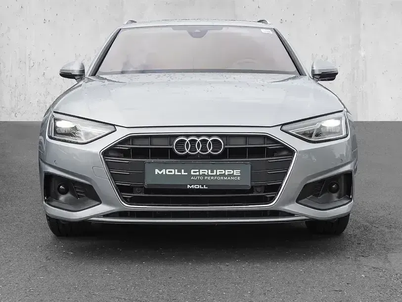 Gebraucht Audi A4 Ambiente 136 PS (100 kW) 2023 Florettsilber (metallic) Kombi