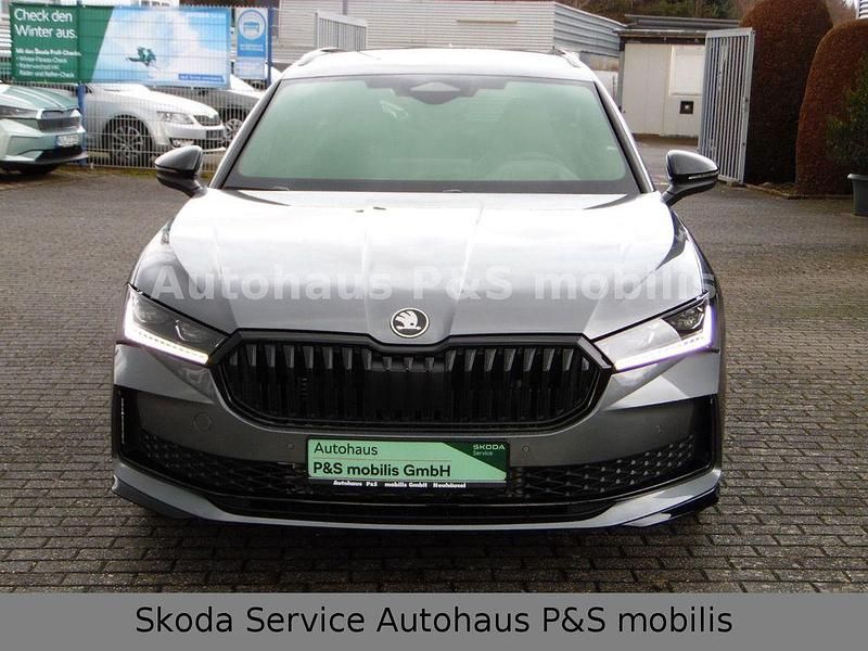 Gebraucht Skoda Superb SportLine 204 PS (150 kW) 2026 Grau Kombi