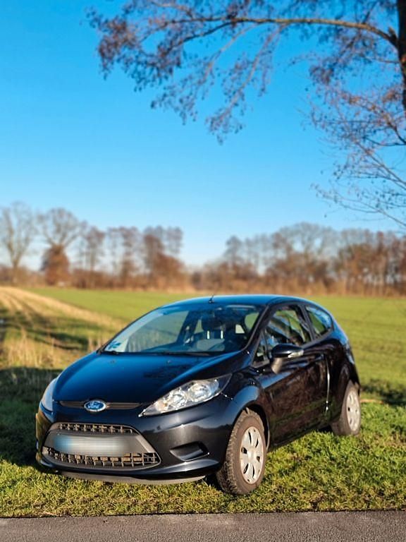Gebraucht Ford Fiesta Trend 60 PS (44 kW) 2011 Schwarz Kleinwagen